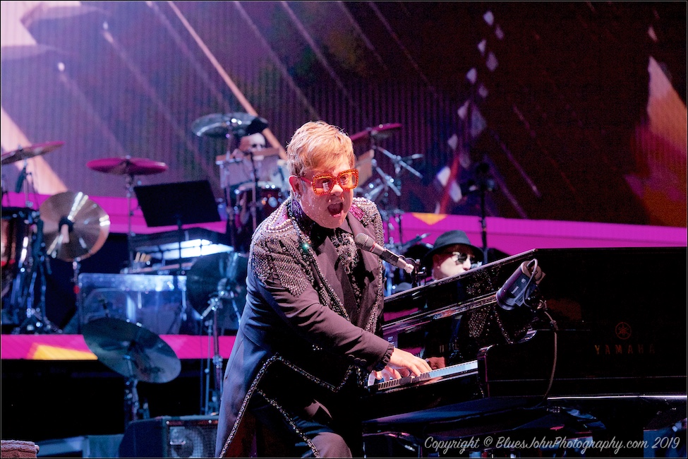 Elton John, Moda Center, photo by John Alcala