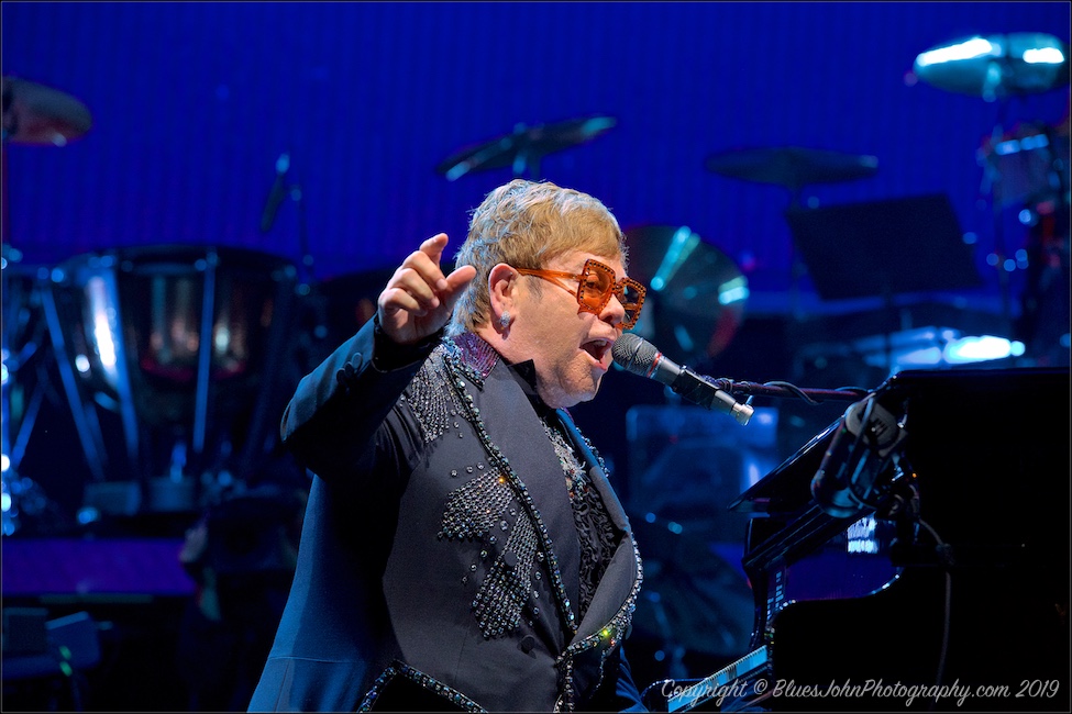 Elton John, Moda Center, photo by John Alcala