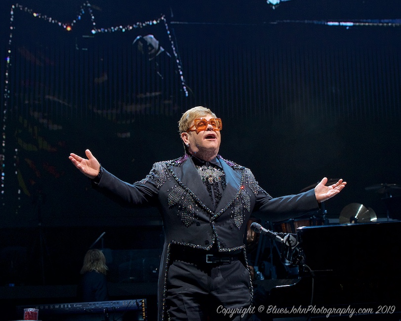 Elton John, Moda Center, photo by John Alcala
