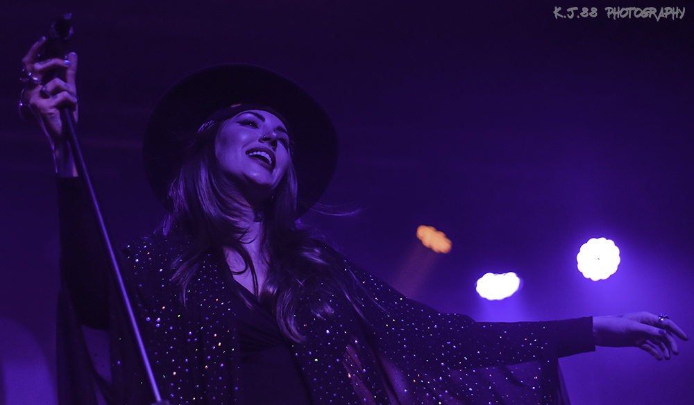 Dorothy, Hawthorne Theatre, photo by Kevin Pettigrew