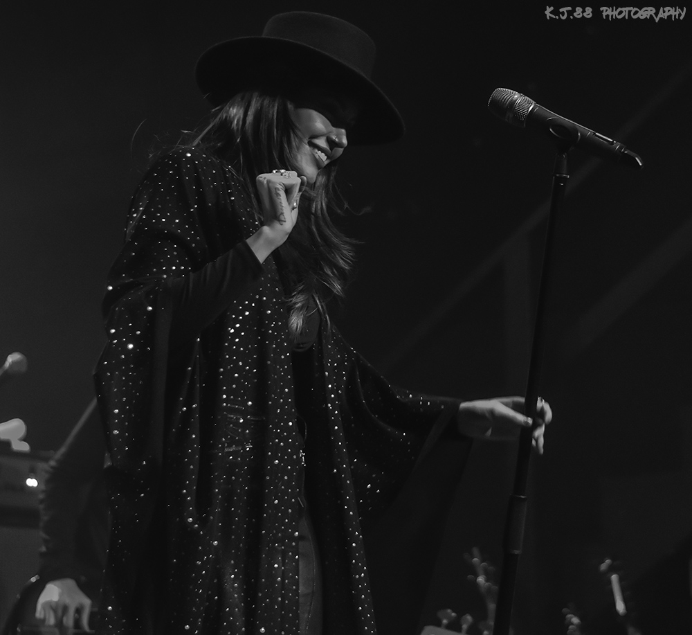 Dorothy, Hawthorne Theatre, photo by Kevin Pettigrew