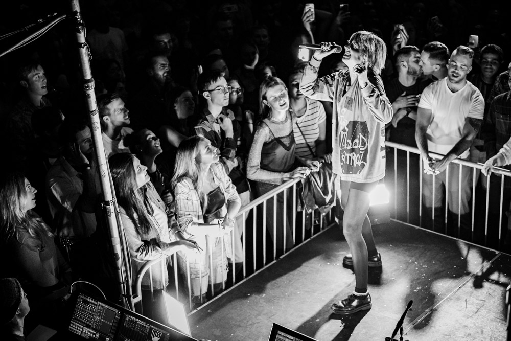 MØ, Roseland Theater, photo by Tojo Andrianarivo