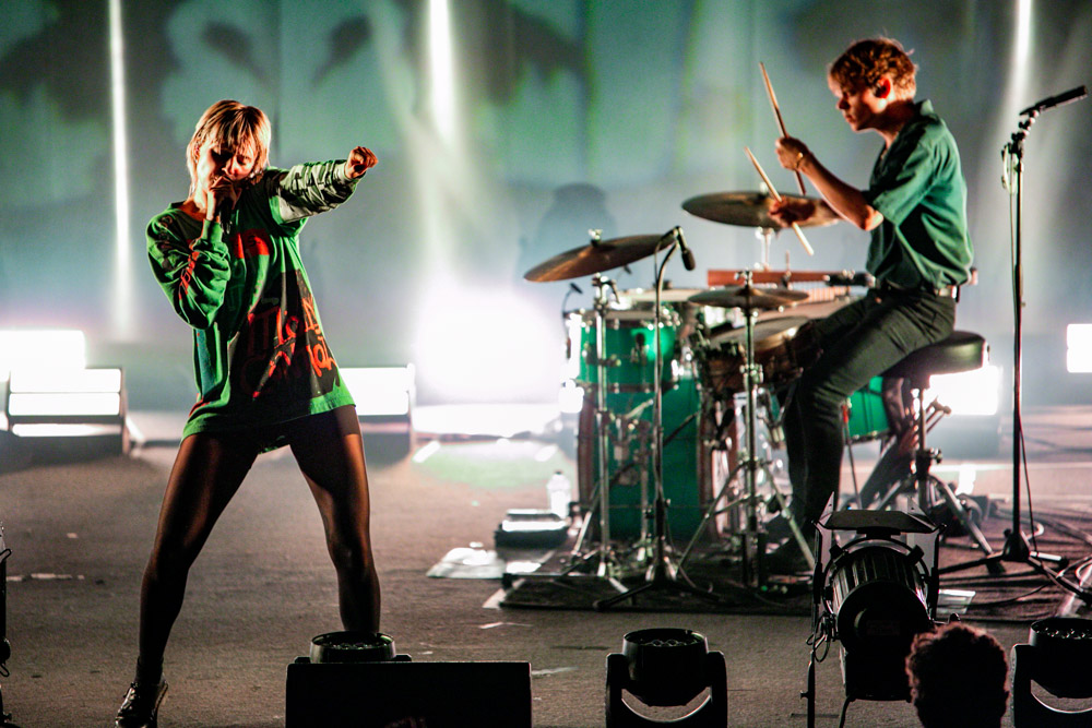 MØ, Roseland Theater, photo by Tojo Andrianarivo