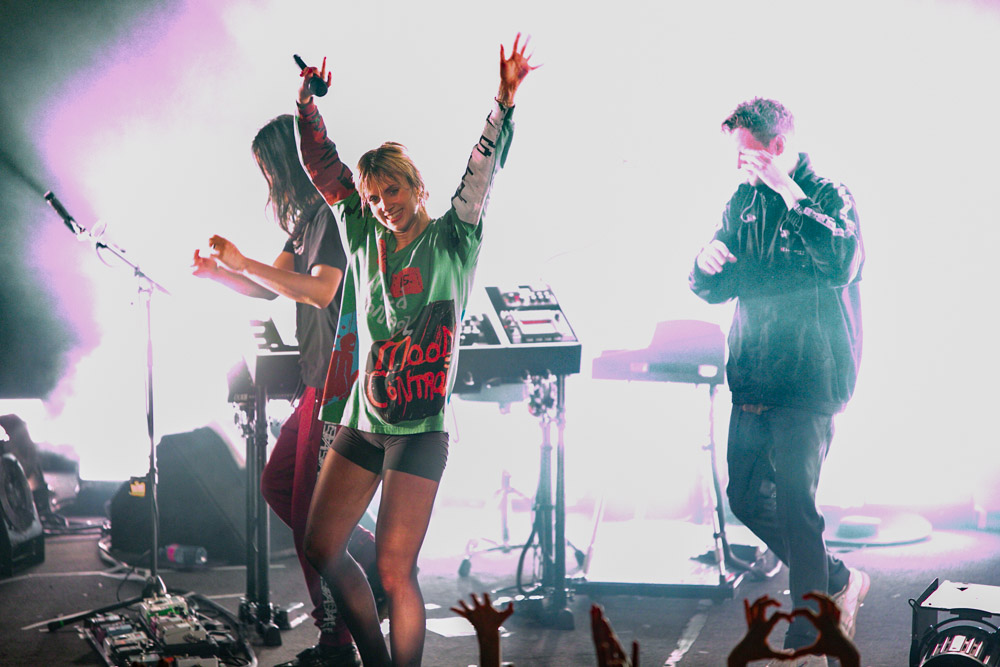 MØ, Roseland Theater, photo by Tojo Andrianarivo