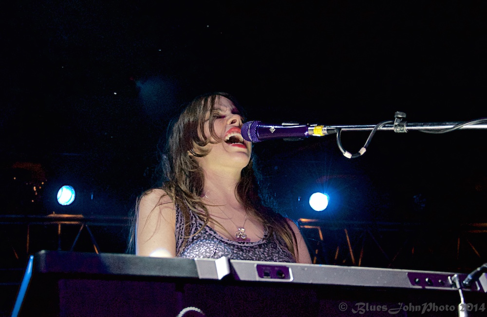 Le Butcherettes, Roseland Theater, photo by John Alcala