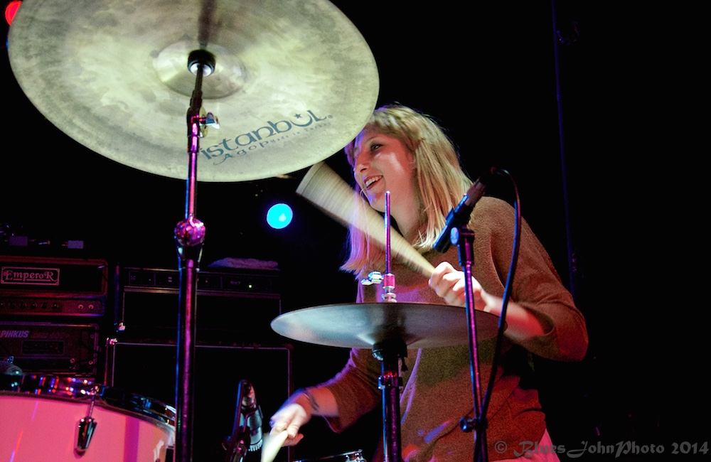 Le Butcherettes, Roseland Theater, photo by John Alcala