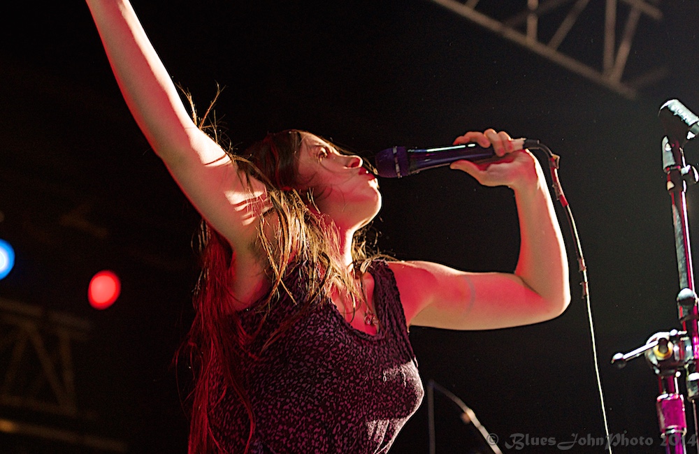 Le Butcherettes, Roseland Theater, photo by John Alcala