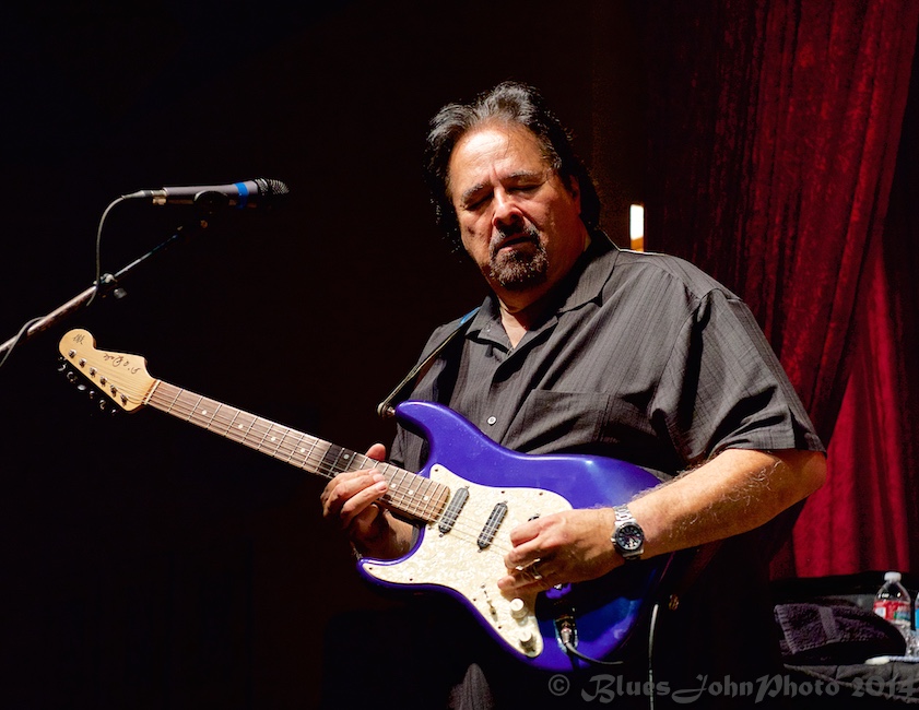 Coco Montoya, Jimmy Mak's [CLOSED], photo by John Alcala