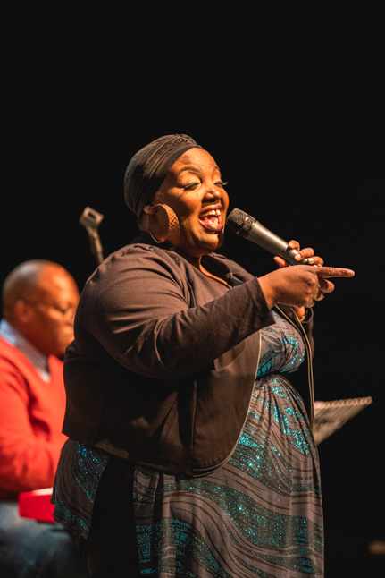 Saeeda Wright, Artists Repertory Theatre, Vortex Music Magazine, photo by Matthew Leonetti