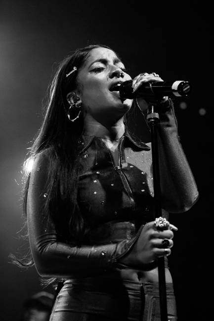 Kiana Ledé, Crystal Ballroom, photo by Brandon Sean