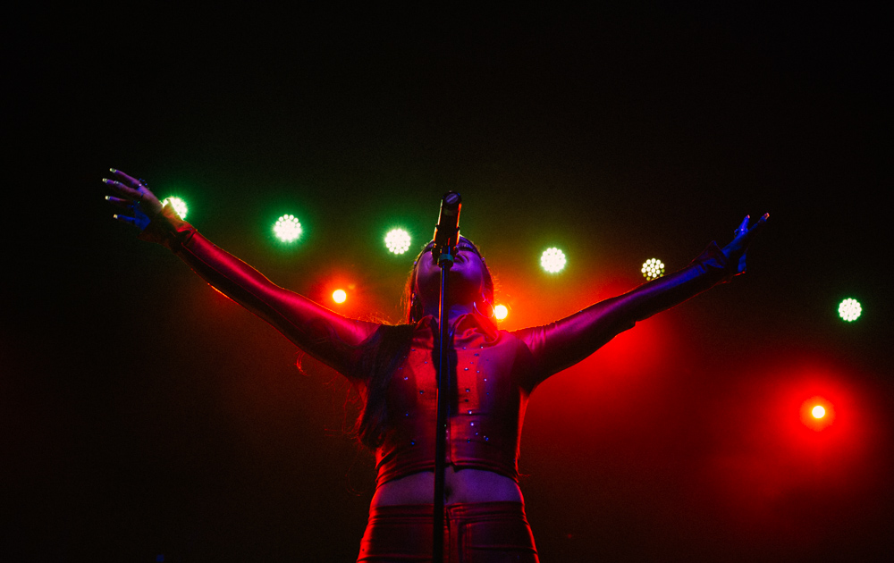 Kiana Ledé, Crystal Ballroom, photo by Brandon Sean