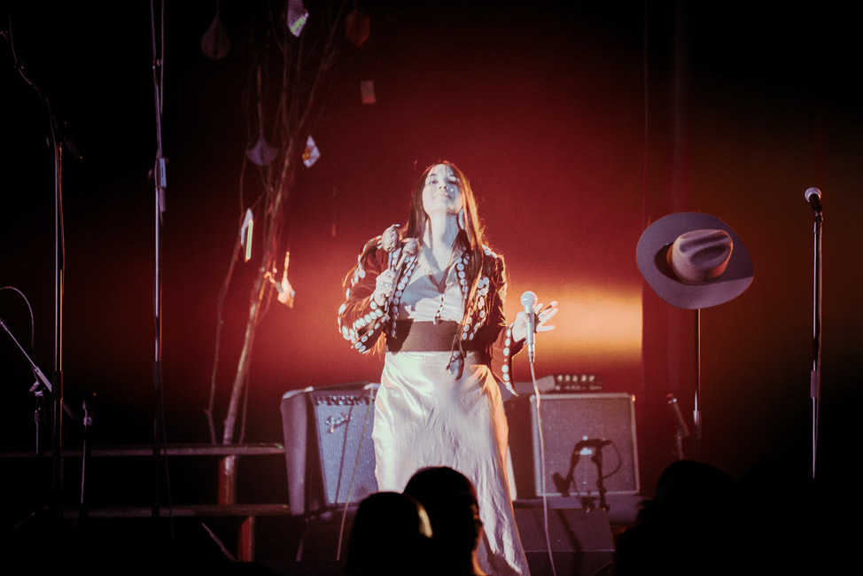 Sávila, Revolution Hall, photo by Ignacio Quintana