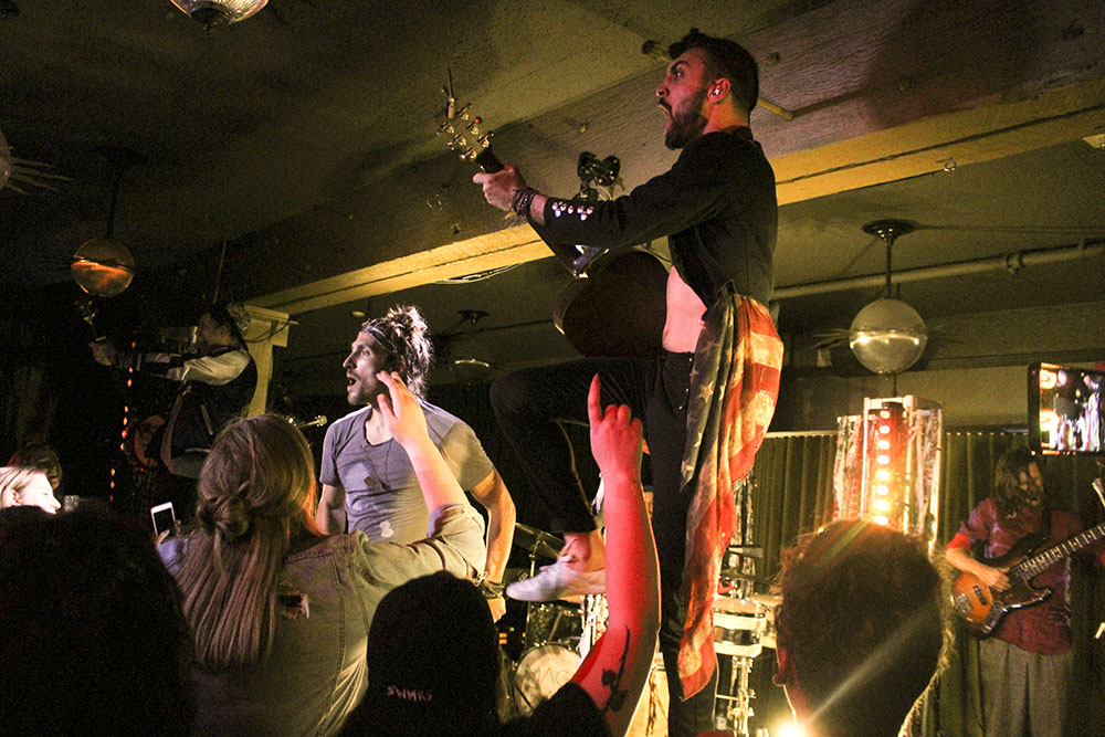 Magic Giant, Lola's Room, photo by Emma Davis