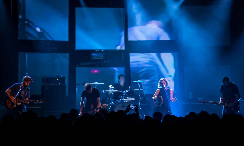 Slowdive, Crystal Ballroom, photo by Ronit Fahl