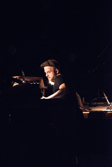 Nils Frahm, Roseland Theater, photo by Ignacio Quintana