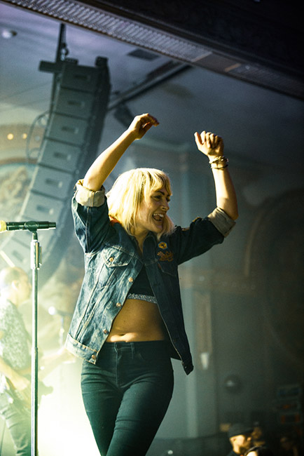 Metric, Crystal Ballroom, photo by Ignacio Quintana