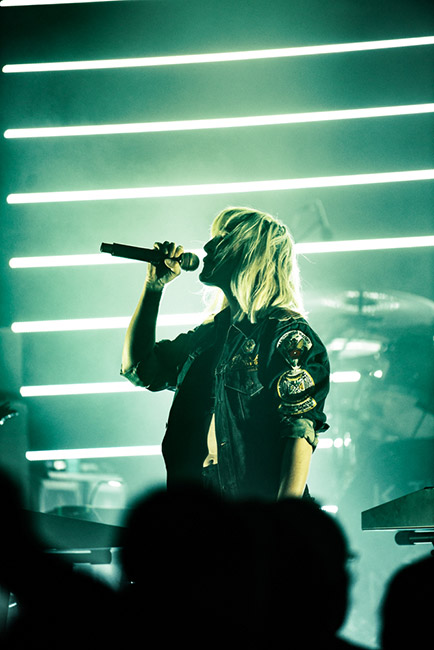 Metric, Crystal Ballroom, photo by Ignacio Quintana