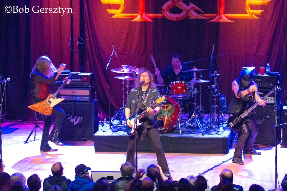 Y&T, Aladdin Theater, photo by Bob Gersztyn