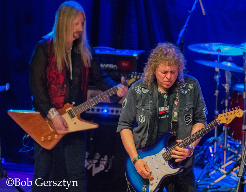 Y&T, Aladdin Theater, photo by Bob Gersztyn