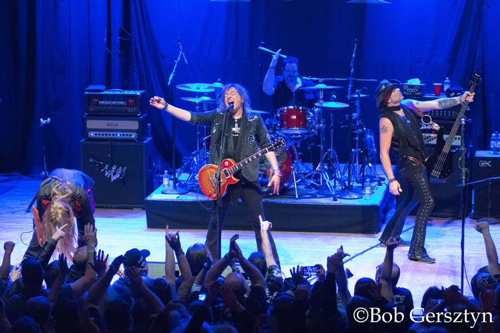 Y&T, Aladdin Theater, photo by Bob Gersztyn