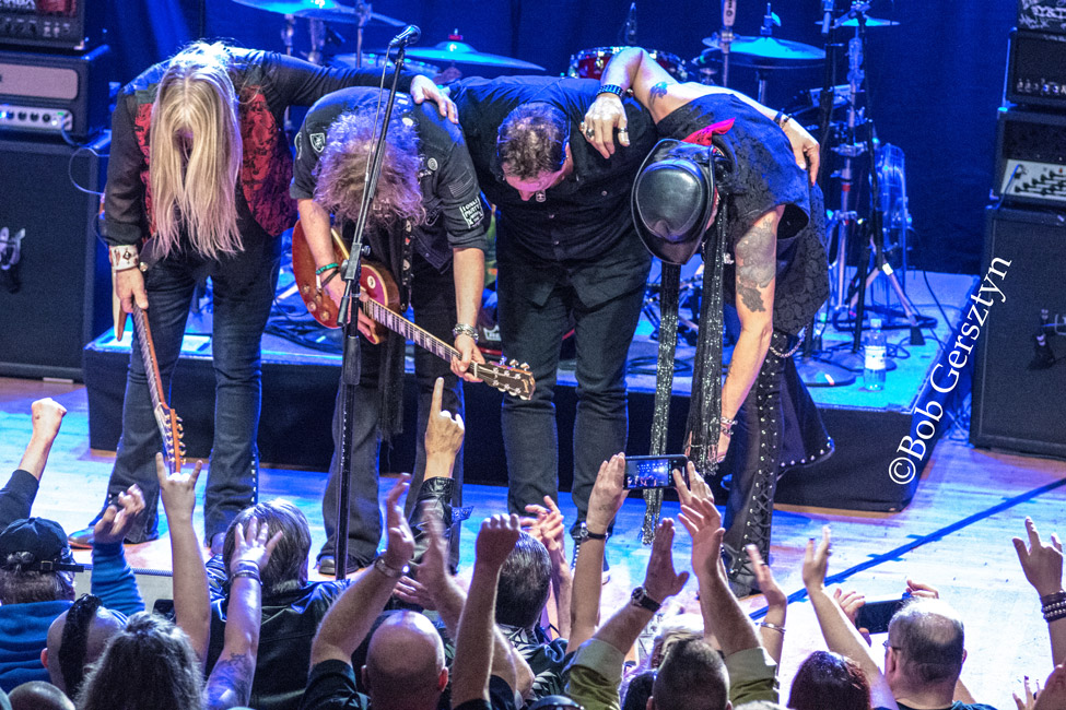 Y&T, Aladdin Theater, photo by Bob Gersztyn
