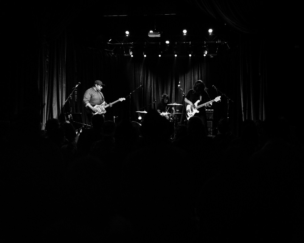 Máscaras, Star Theater, photo by Roderick Allen