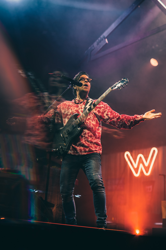 Weezer, Moda Center, photo by Andrew Wallner
