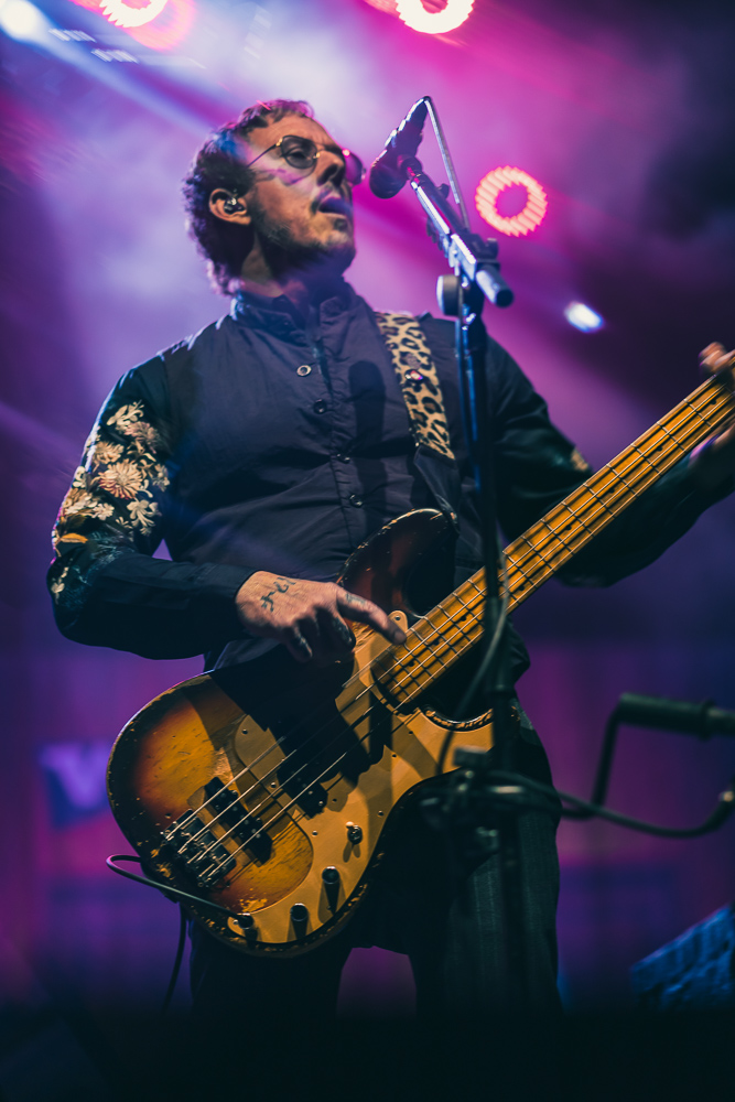 Weezer, Moda Center, photo by Andrew Wallner