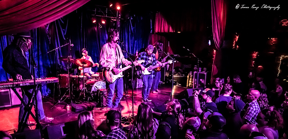 Brass Tacks, Dante's, photo by James Kemp