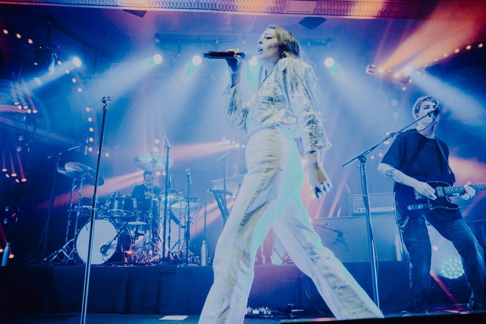 Maggie Rogers, Crystal Ballroom, photo by Sydnie Kobza