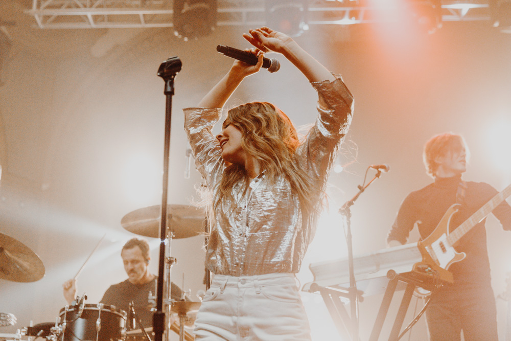 Maggie Rogers, Crystal Ballroom, photo by Sydnie Kobza