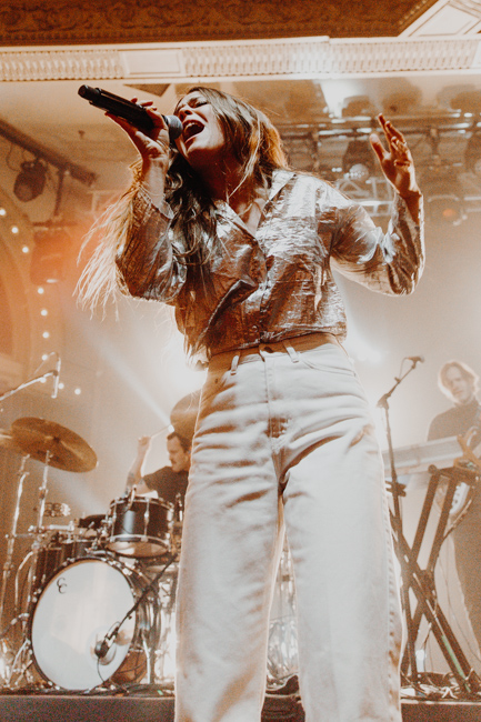 Maggie Rogers, Crystal Ballroom, photo by Sydnie Kobza