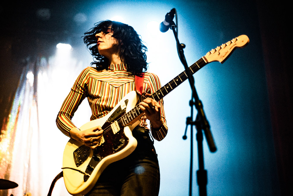 Feels, Aladdin Theater, photo by Ignacio Quintana