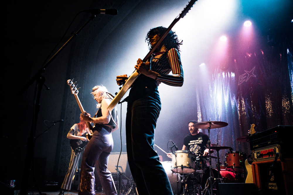 Feels, Aladdin Theater, photo by Ignacio Quintana