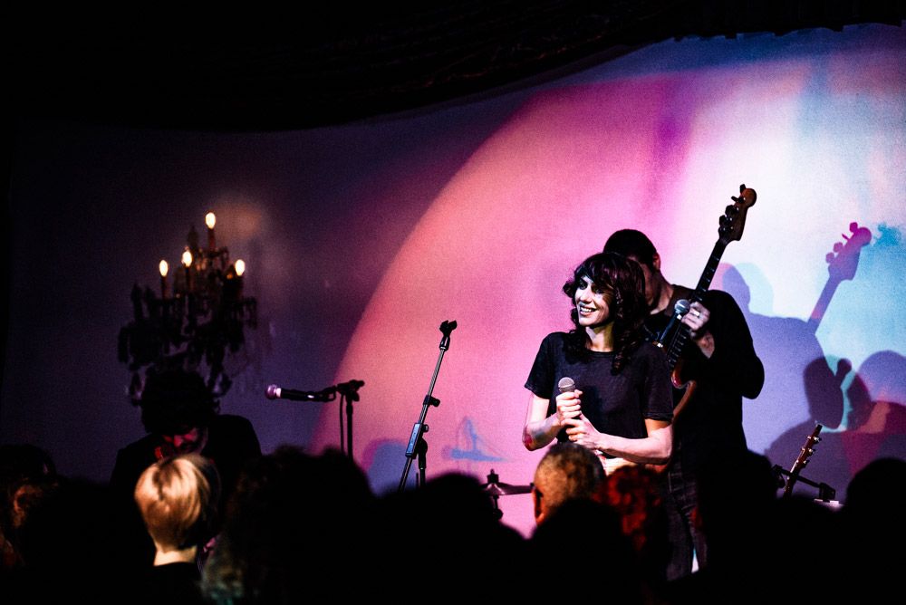 Aldous Harding, Polaris Hall, photo by Ignacio Quintana