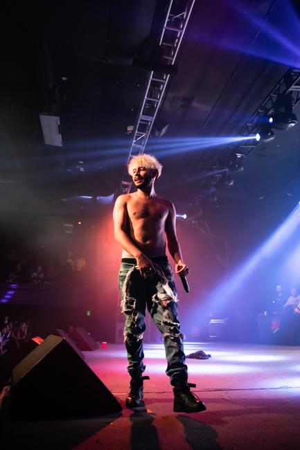 Jandro, Roseland Theater, photo by Sal Barragan