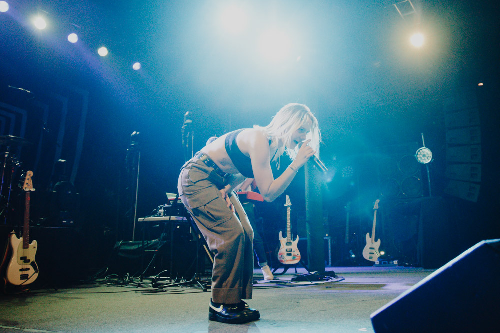 Carlie Hanson, Roseland Theater, photo by Sydnie Kobza