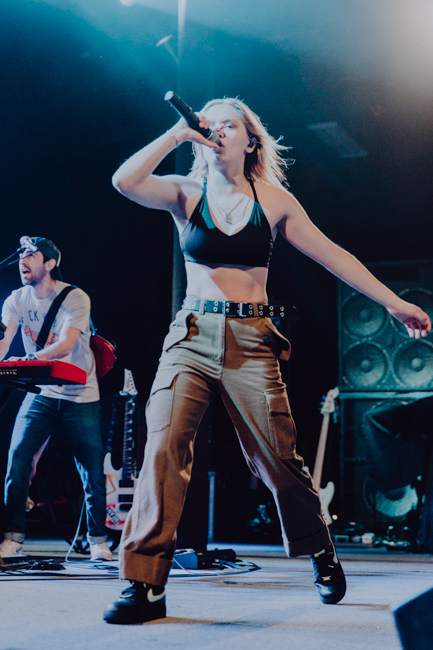 Carlie Hanson, Roseland Theater, photo by Sydnie Kobza