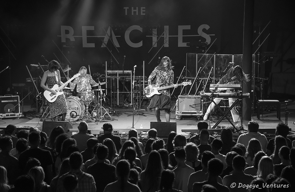 The Beaches, Roseland Theater, photo by Ashley Strom