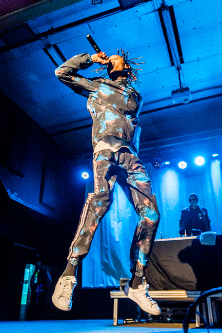 Marty Grimes, Hawthorne Theatre, photo by Miguel Padilla