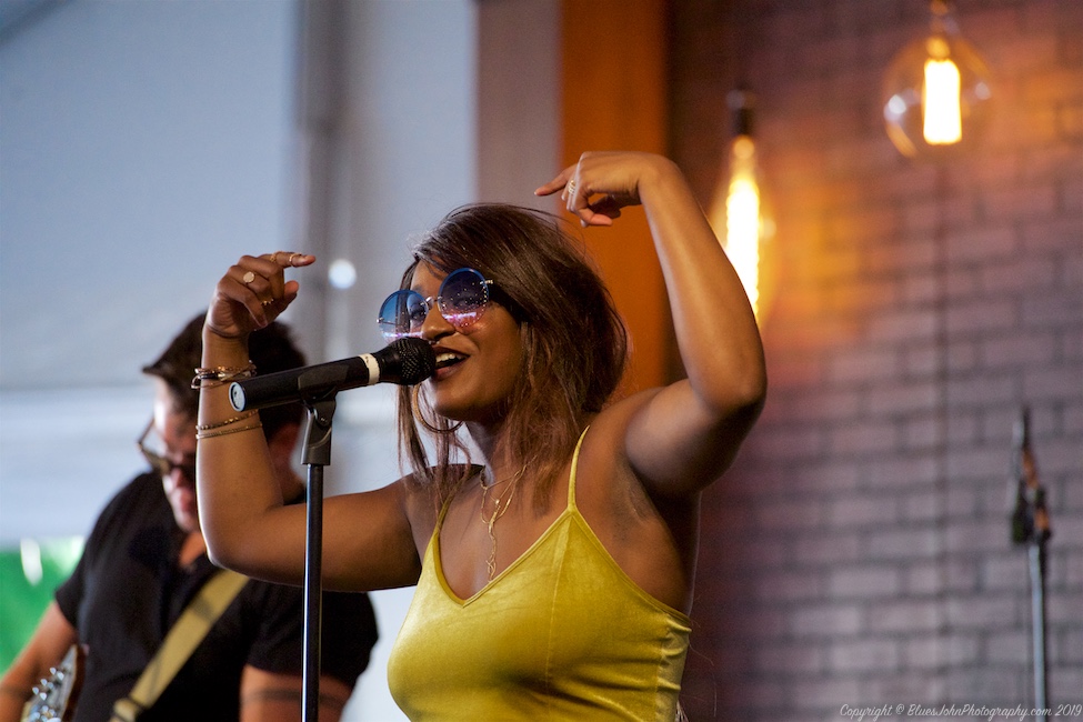 Kingsley, Portland Rose Festival, photo by John Alcala