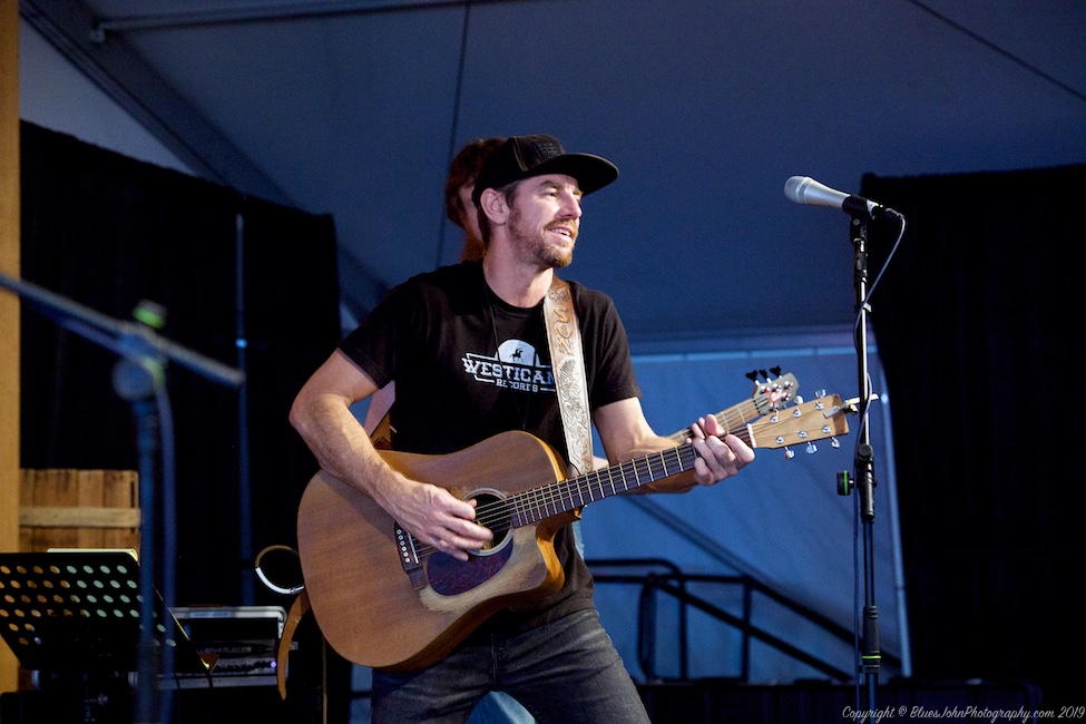 Redwood Son, Portland Rose Festival, photo by John Alcala