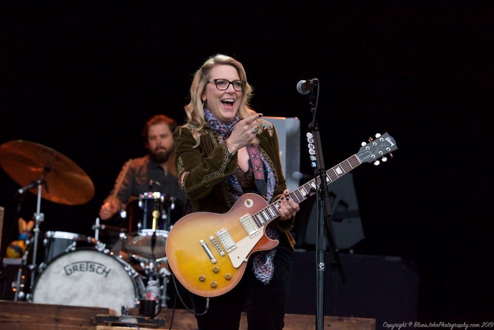 Tedeschi Trucks Band, L. B. Day Amphitheatre, photo by John Alcala