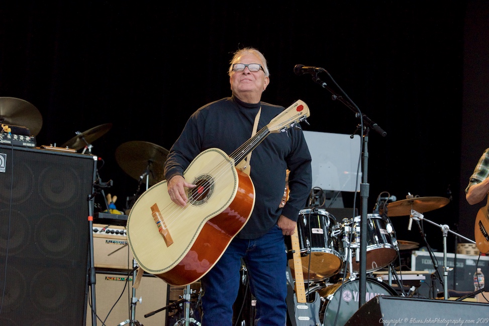 Los Lobos, L. B. Day Amphitheatre, photo by John Alcala