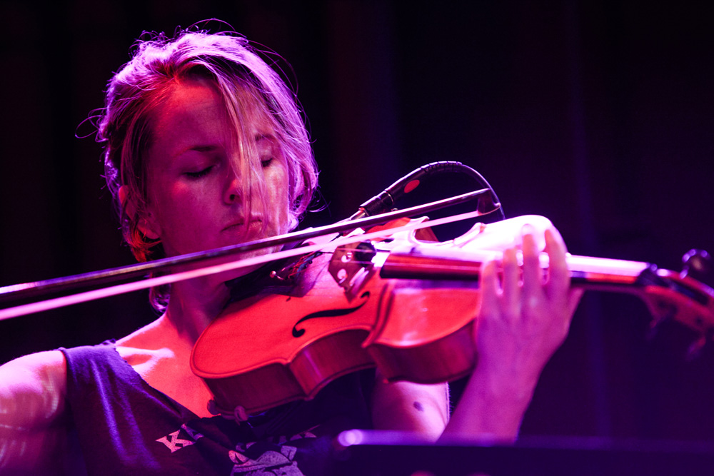 Zola Jesus, Last Man, Bloodworks Live Studio, photo by KINK