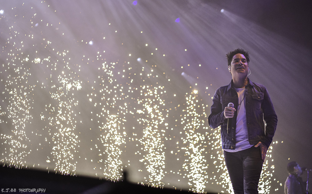 Train, Sunlight Supply Amphitheater, photo by Kevin Pettigrew