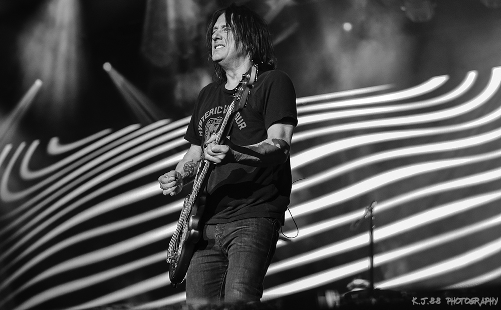 Goo Goo Dolls, Sunlight Supply Amphitheater, photo by Kevin Pettigrew