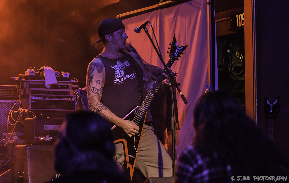 Chainbound, Hawthorne Theatre, photo by Kevin Pettigrew