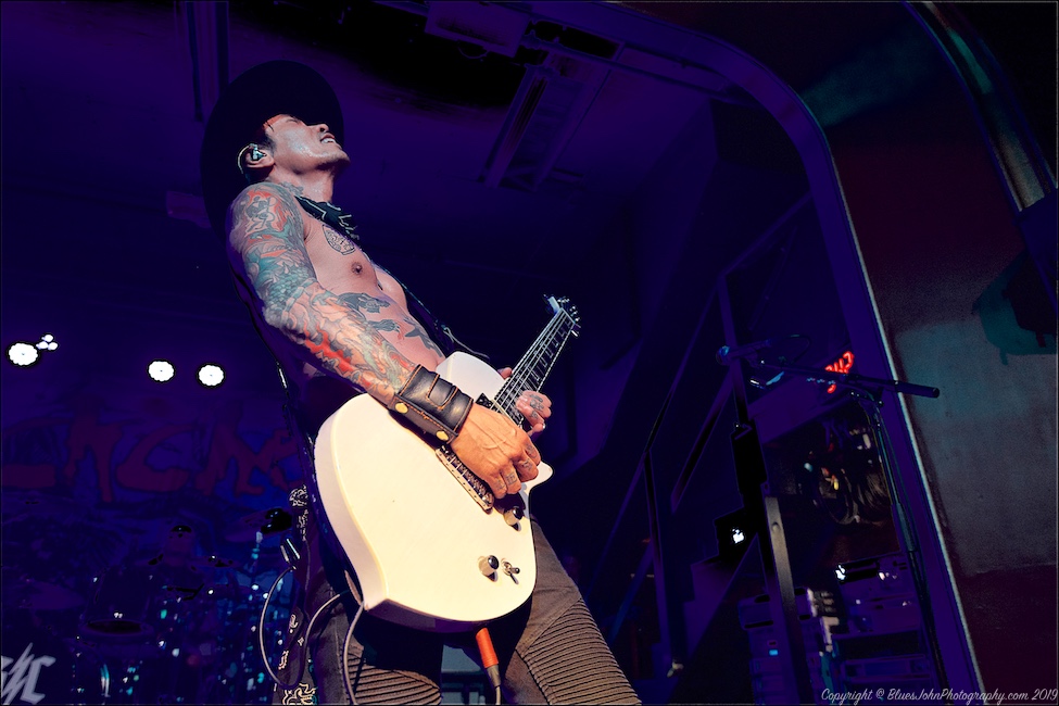 Buckcherry, Hawthorne Theatre, photo by John Alcala