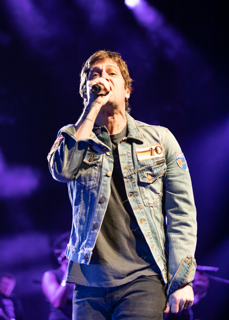 Rob Thomas, Moda Center, Rose Quarter, photo by Sal Barragan